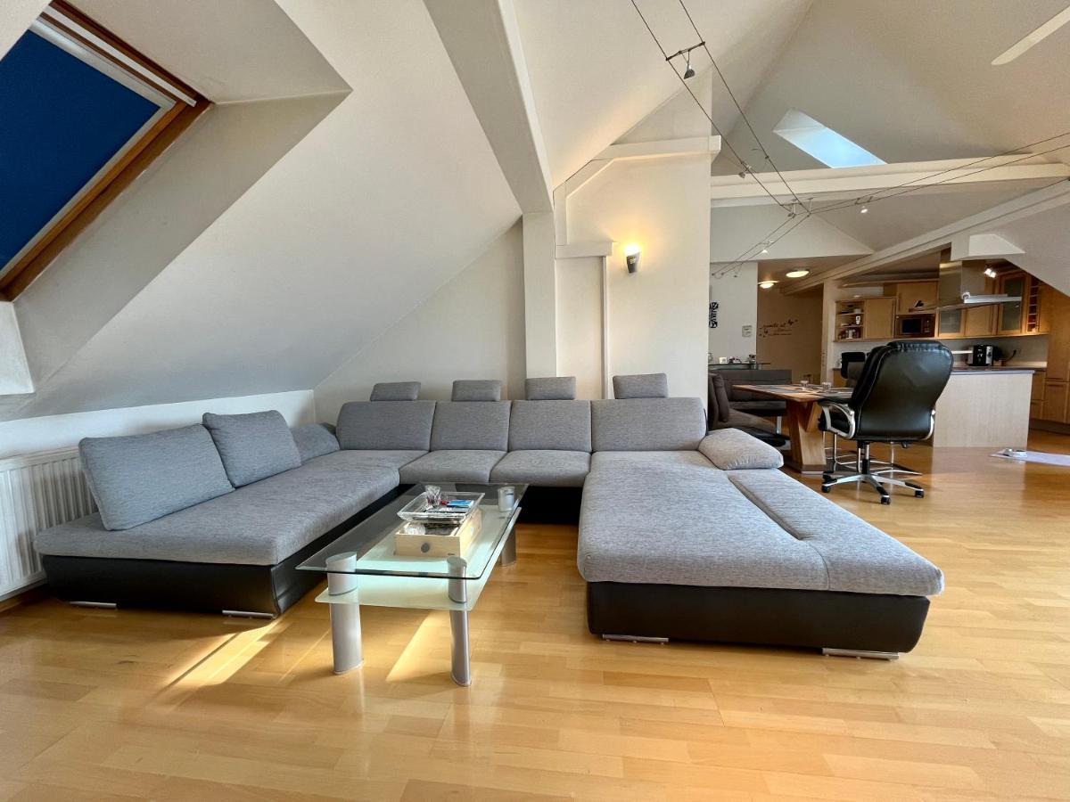 Atemberaubendes Loft Mit Pool Leilighet Wien Eksteriør bilde